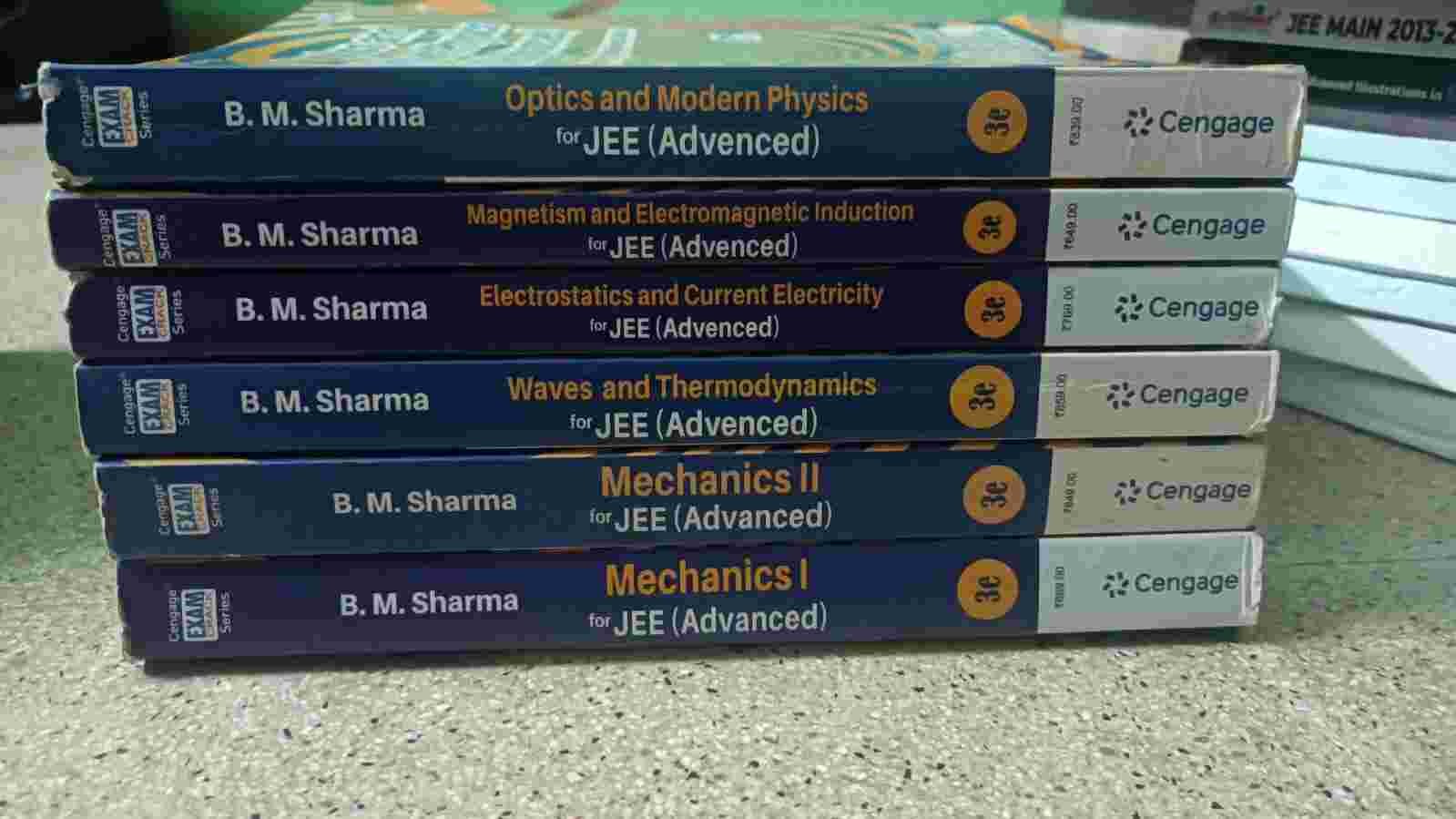 CENGAGE JEE PHYSICS SET OF 6 BOOKS